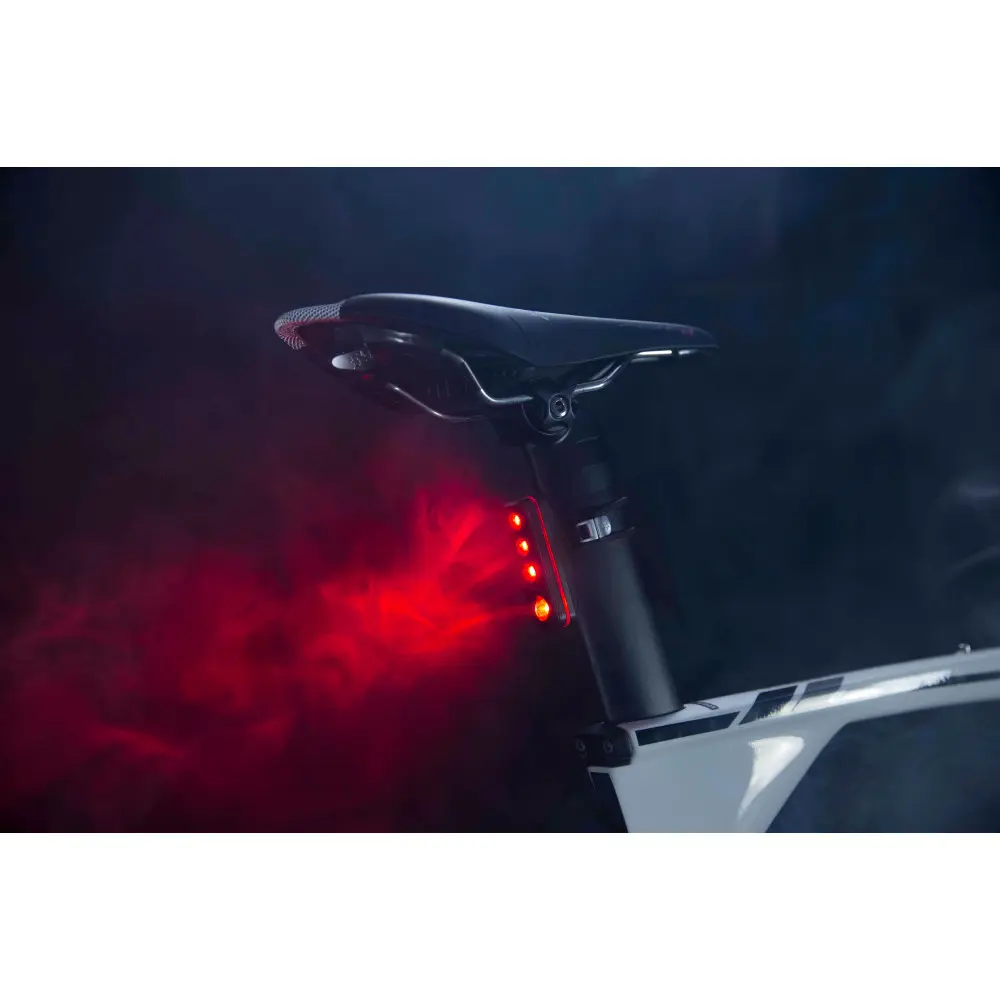 Мигалка задняя Knog Blinder Road R70 70 Lumens Black