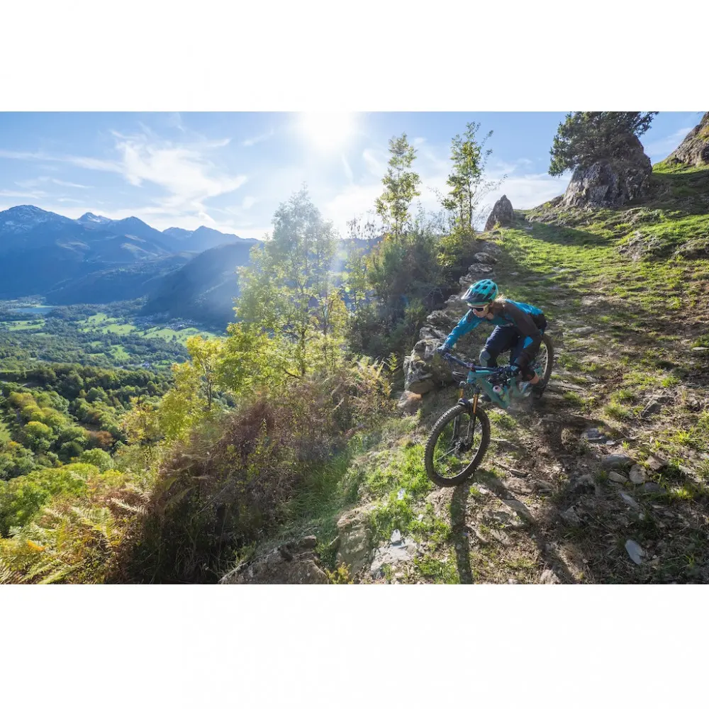 Шлем Urge AllTrail бирюзовый L/XL, 59-63 см